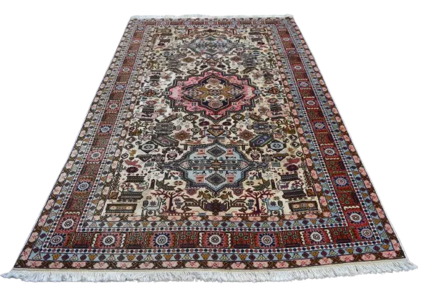 Tapis d'Iran (Ardabil) à Paris 15 