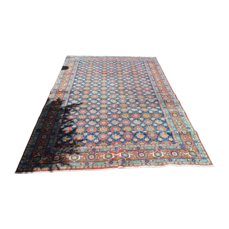 Tapis Veramin – Iran – 320 x 198 cm – Motif “Marguerite” emblématique
