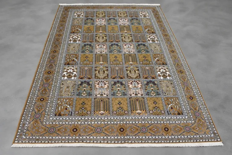 Tapis Hereke de Turquie en laine et soie – 280 × 180 cm