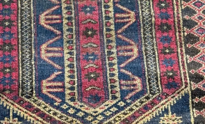 Tapis Baloutche afghan – 126 x 84 cm – motifs géométriques
