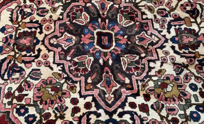 Tapis Bakhtiar ancien d’Iran  – 312 × 215 cm