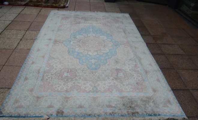 Tapis Ghom iranien en soie – 297 × 193 cm